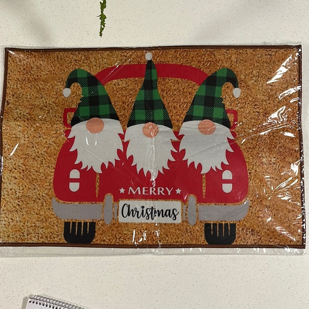 Doormat - Festive Christmas Gnomes indoor/outdoor mat. 23 1/4L x 15 1/2W. New
